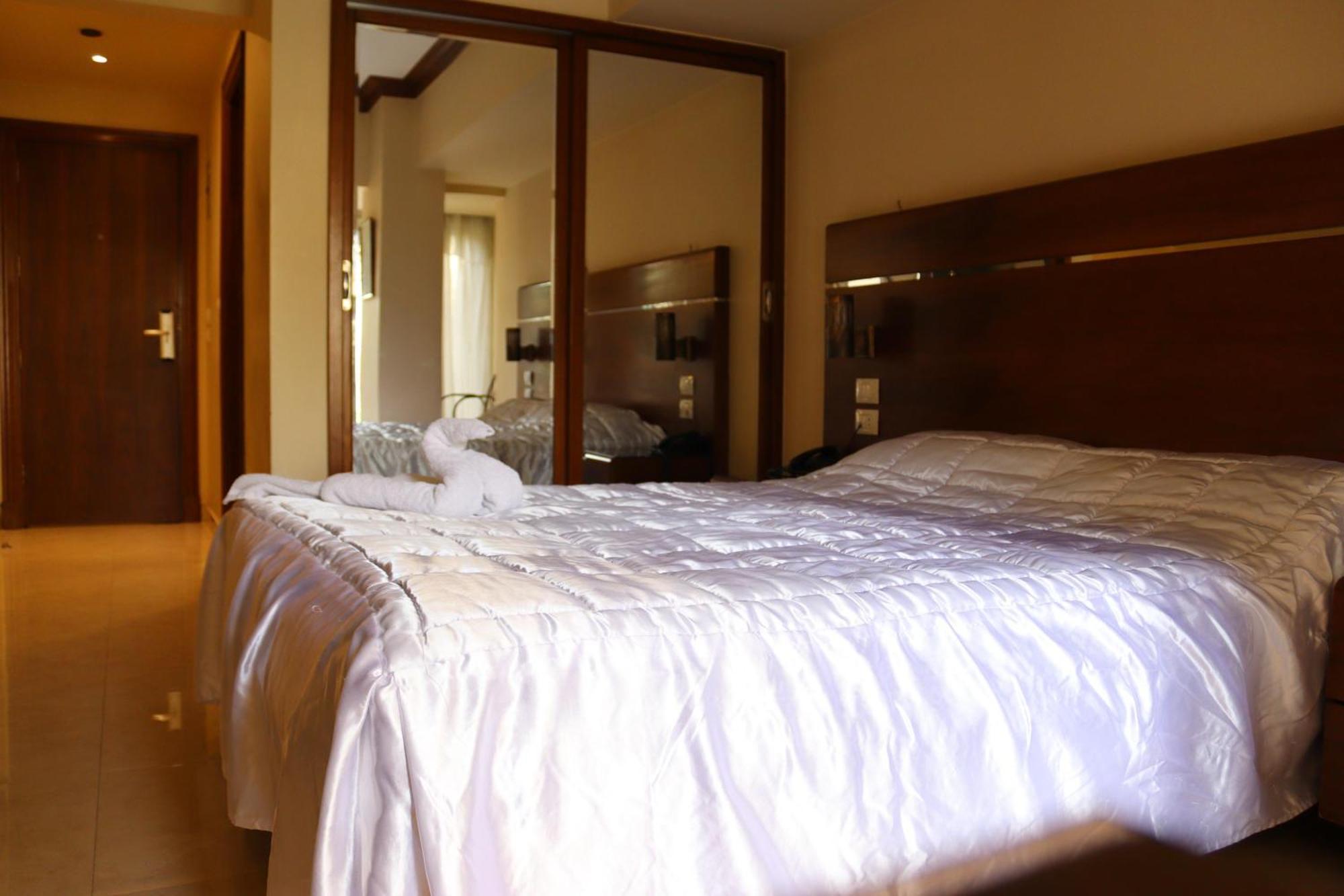 Pharaohs Hotel Giza Екстериор снимка