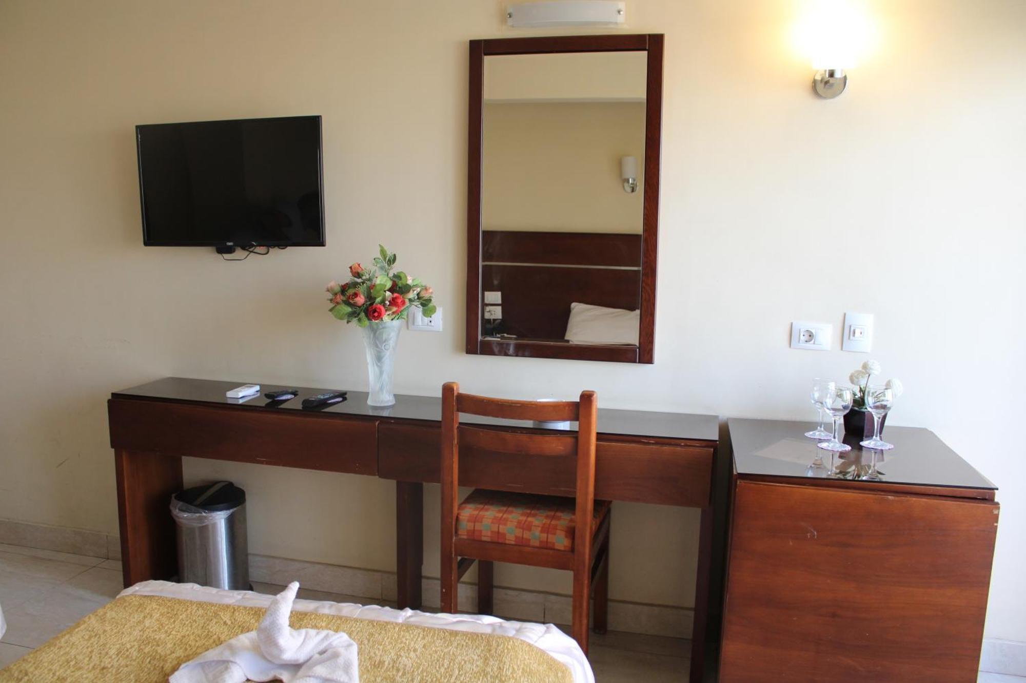 Pharaohs Hotel Giza Екстериор снимка