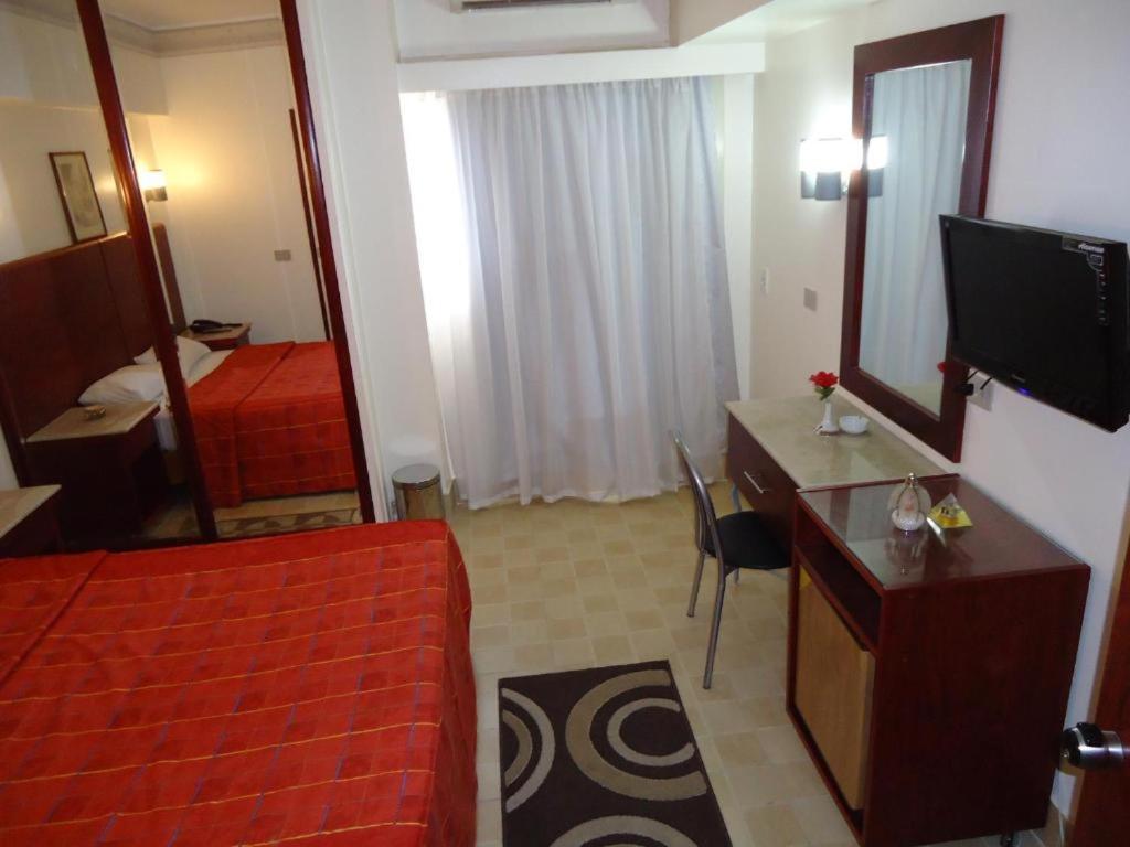 Pharaohs Hotel Giza Екстериор снимка