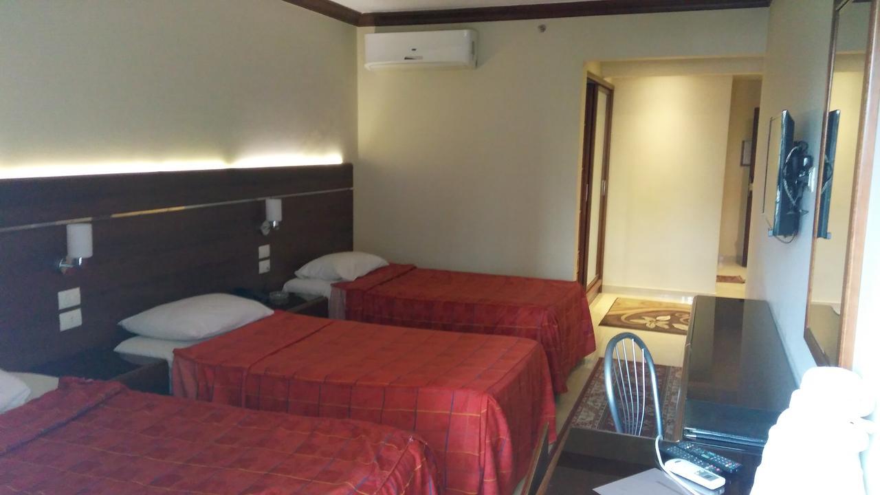 Pharaohs Hotel Giza Екстериор снимка